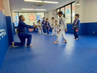 入会金無料 初月無料 見学・無料体験のご予約はDMでも受け付けております♪
ウェブサイトのお問い合わせから送っていただいても大丈夫です。
見学か無料体験のどちらをご希望か、お名前、希望の日時をクラススケジュールご確認の上、送信してください。
グレイシーバッハ枚方大阪
📍ACCESS
573-0163
大阪府枚方市長尾元町5-8-1長尾元町NSビル3F
★JR長尾駅から徒歩8分!
★お車の方は近隣コインパーキングをご利用ください。
🌏WEBSITE
graciebarrahirakataosaka.com
#グレイシーバッハ
#グレイシーバッハ枚方大阪
#ブラジリアン柔術
#格闘技ジム
#枚方
graciebarrajapan
brazilianjiujitsu
